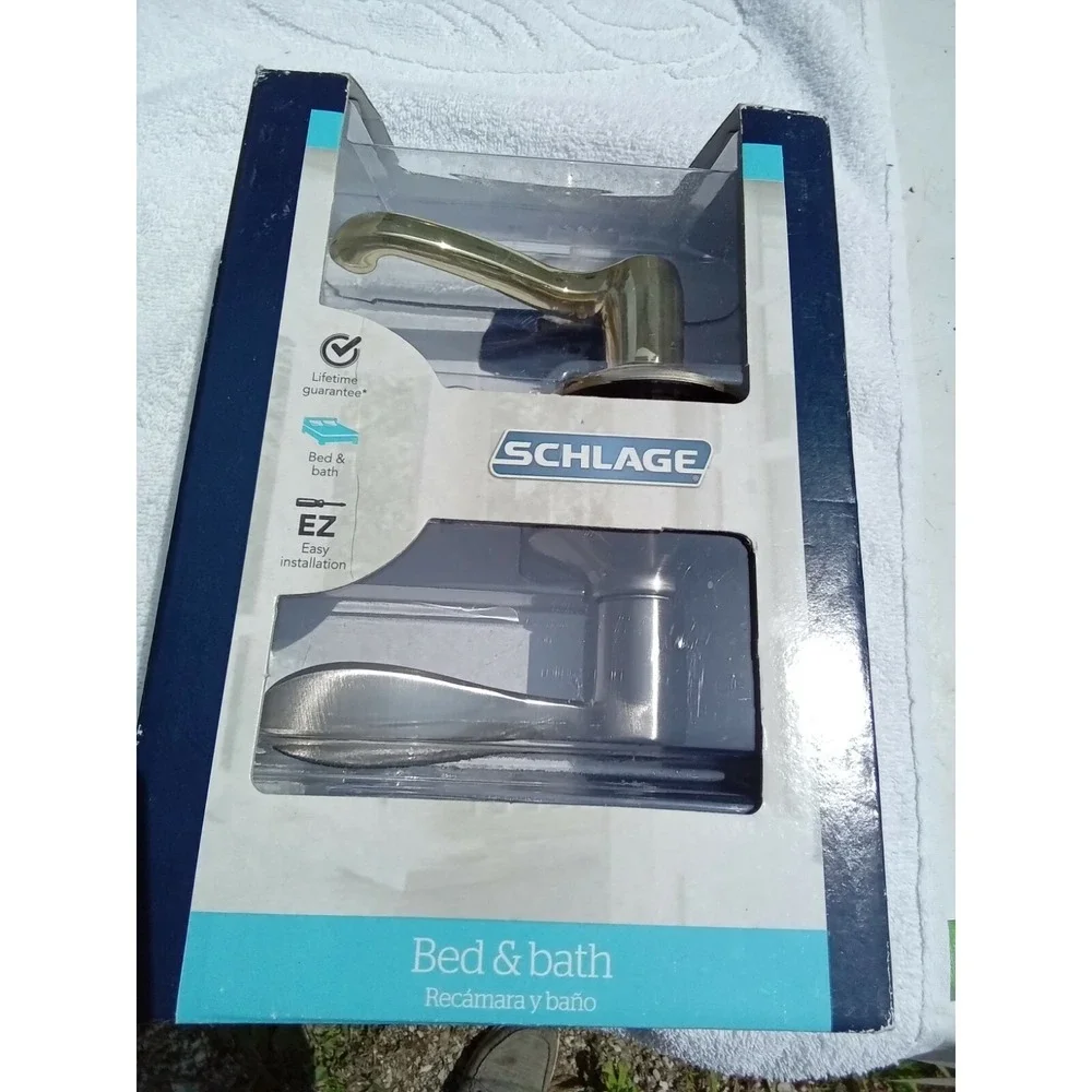 Schlage‎ Bedroom/Bath Lockset